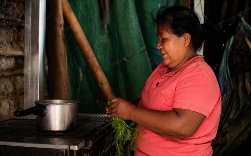 entrega-de-estufas-ecoeficientes-en-Paez-Cauca